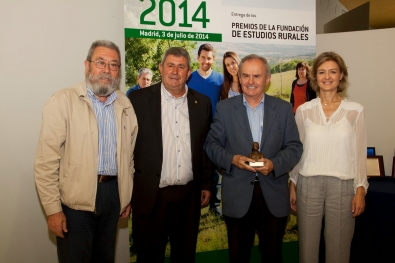 El Foro Rural Mundial recibe uno de los premios Fundación de Estudios Rurales 2014 por su labor a favor de la Agricultura Familiar